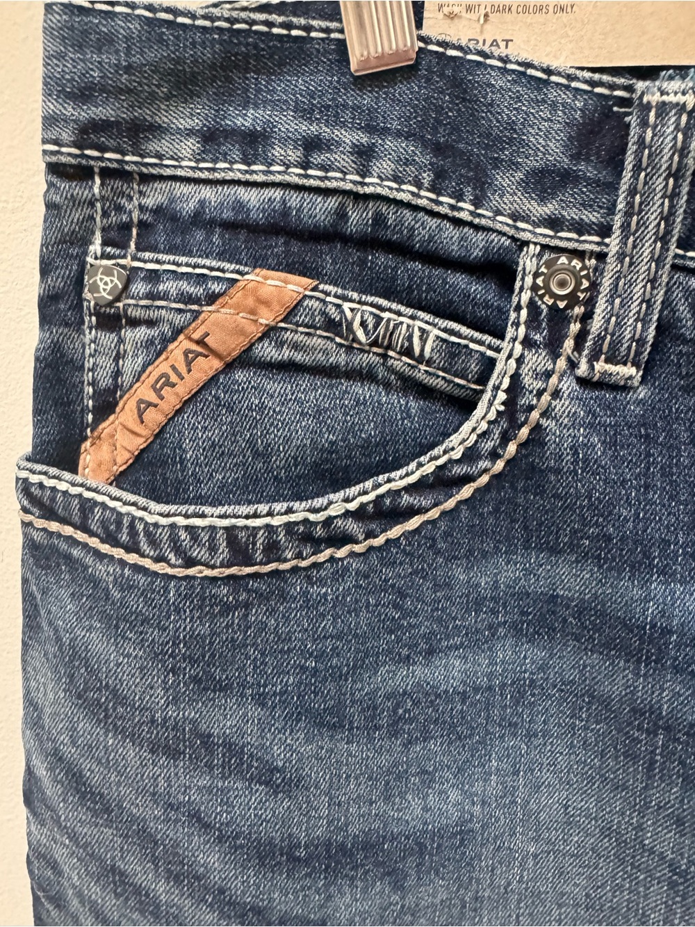 NWT! Ariat M4 Relaxed Bootcut Mens Jeans Size 36x32 Medium Wash Work - Picture 4 of 6